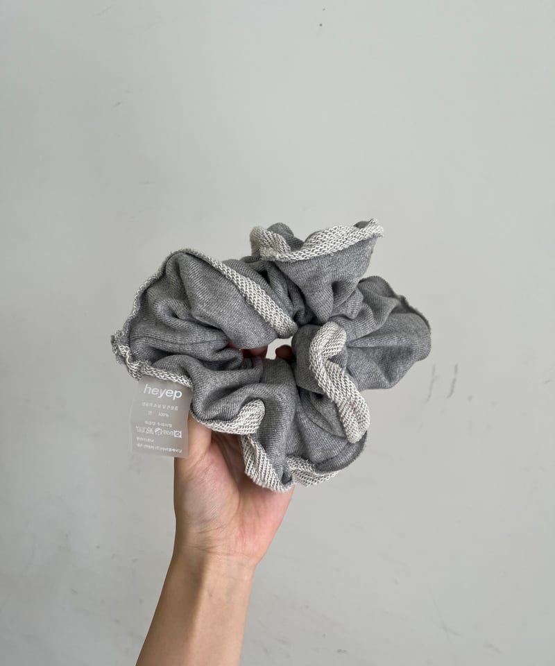 ヘアアクセサリー heyep Sweat Fabric Scrunchie - Medium heyep｜Sweat Fabric Scrunchie－Medium（ヘッドアクセサリー