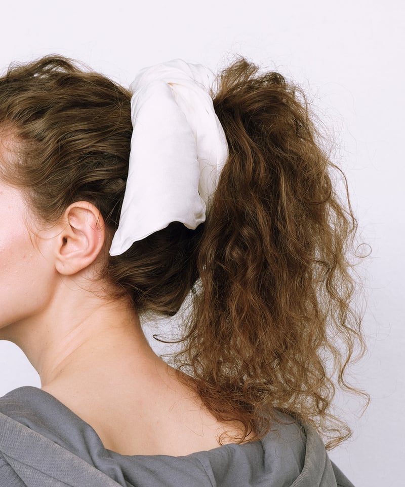 heyep / Silk Square Scrunchie(Large/Medium) | J
