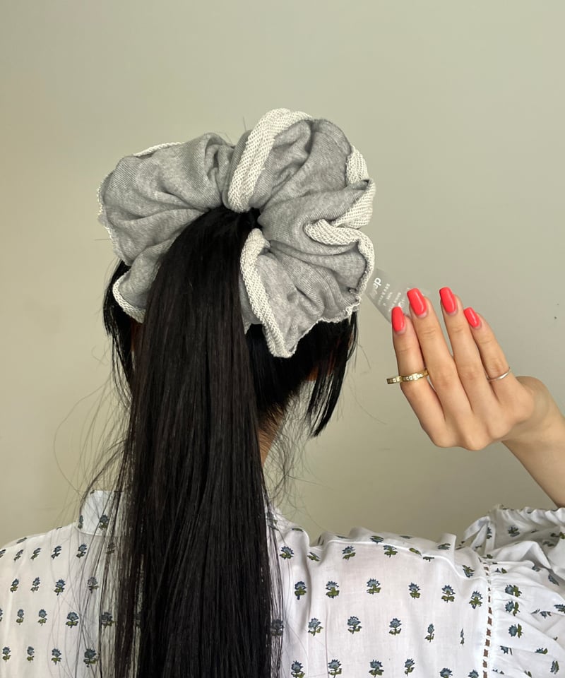 Heyep / Sweat Fabric Scrunchie - Medium | JURK