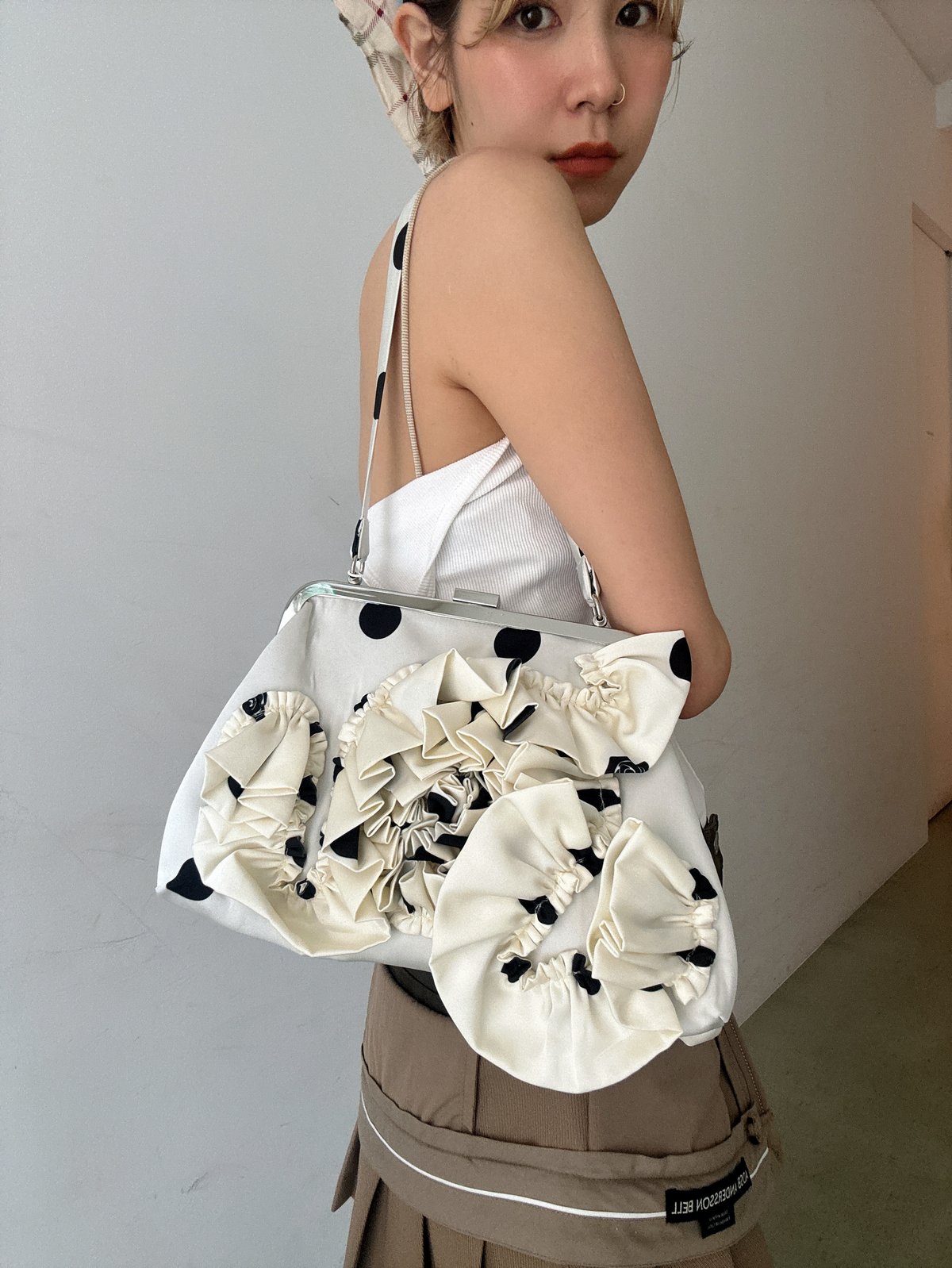VIVIANO Jacquard Ruffle Bag　viviano　バック fit=scale-down,w=1200