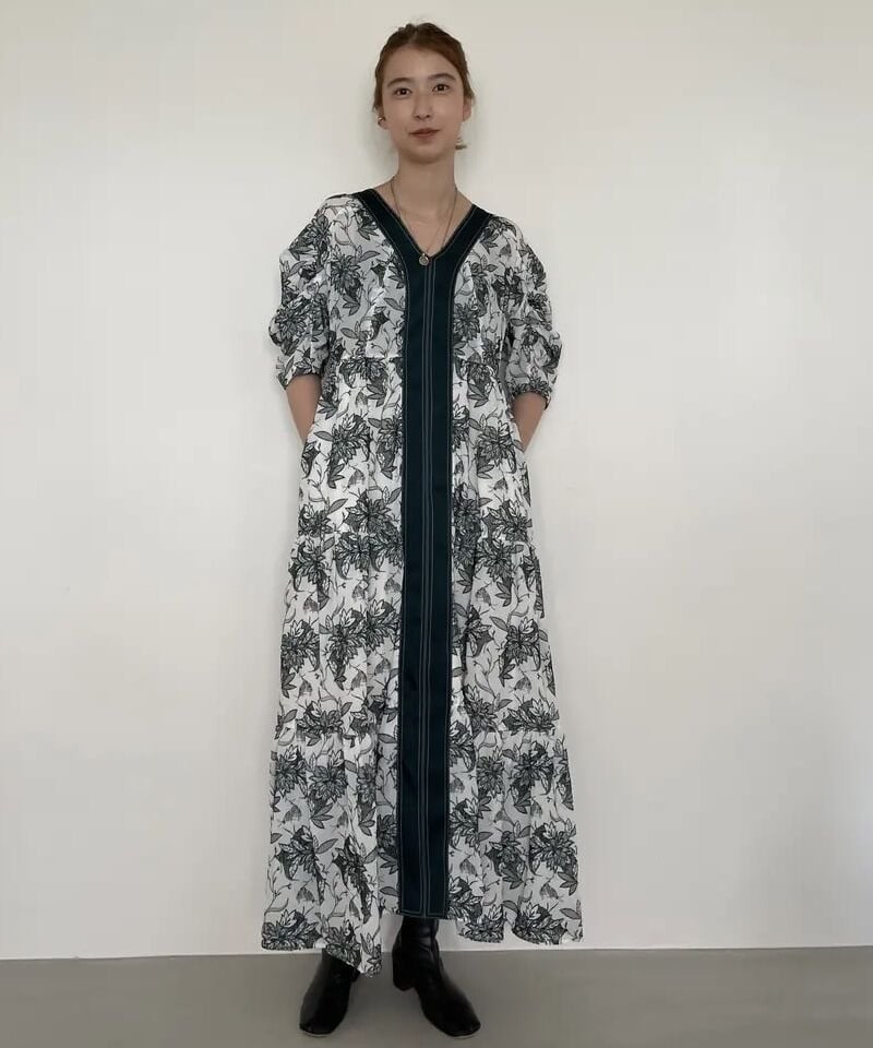 MURRAL / Dahlia embroidery tiered dress | jurk...