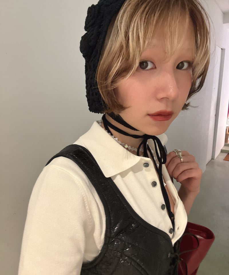 【FETICO】HAND-KNITTED ROSE BEANIE FETICO / HAND-KNITTED ROSE BEANIE | JURK shop t