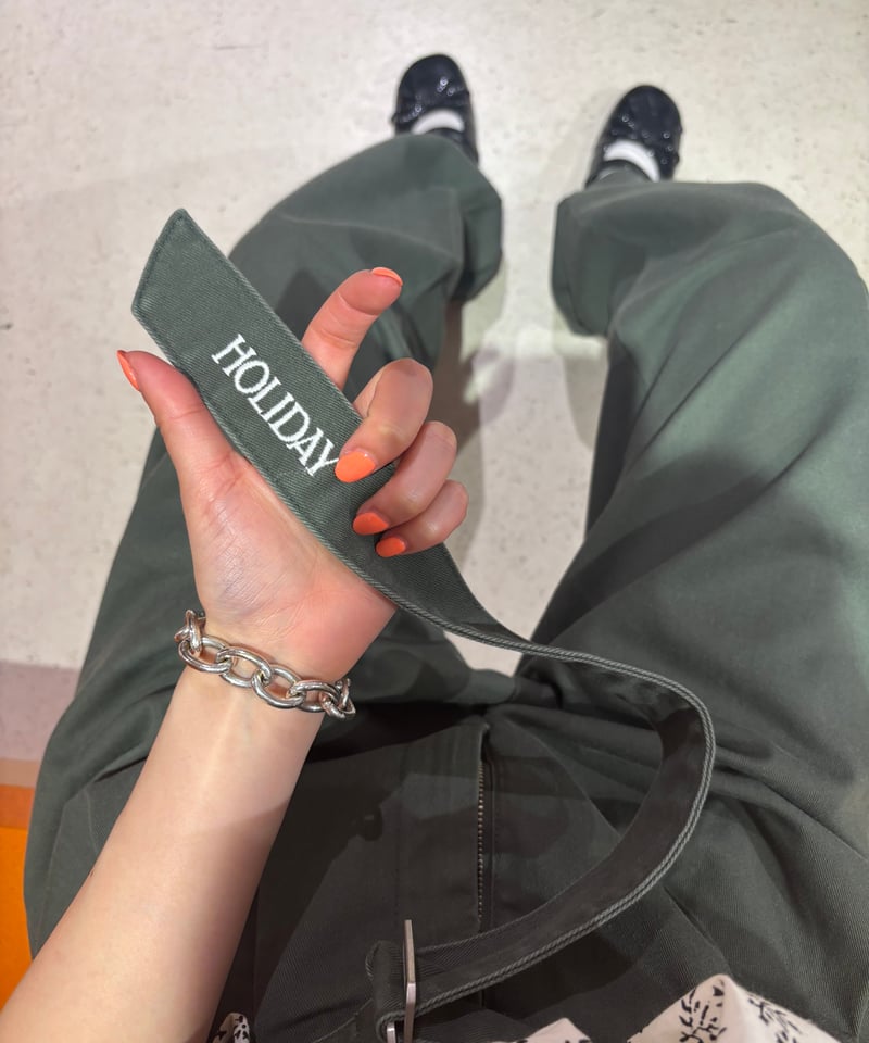 ★HOLIDAY DICKIES BELTED 2TUCK PANTS GRAY DICKIES BELTED 2TUCK PANTS｜HOLIDAY（ホリデイ）OFFICIAL ONLINE