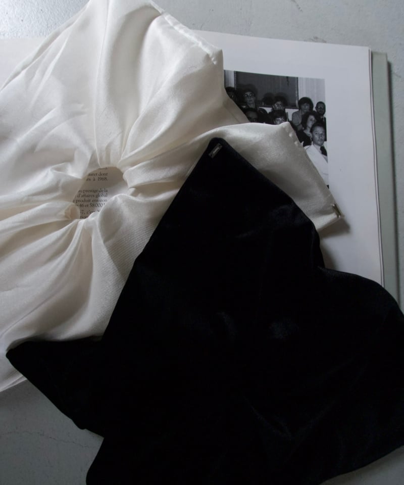 ヘアアクセサリー heyep / Velor Square Large Scrunchie heyep / Square Large Scrunchie | JURK