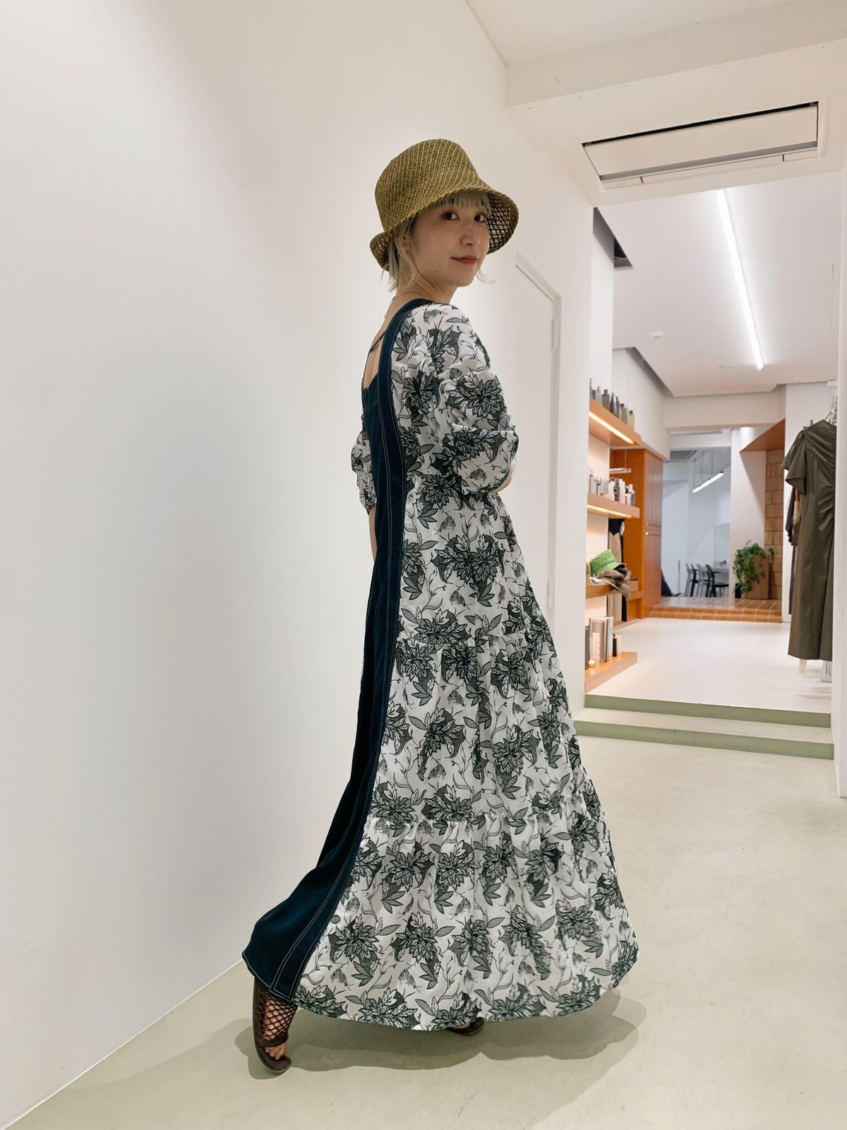 MURRAL / Dahlia embroidery tiered dress | jurk...