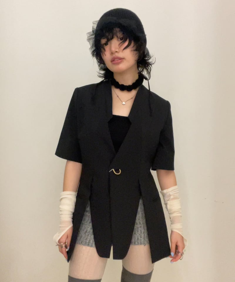 極美品 MURRAL ミューラル 鉱物 総刺繍 ジャケット ミューラル“ダリア柄”刺繍のダウンジャケット＆“光のきらめき”ニット