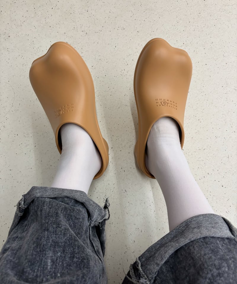 MM6 キャメルラバーアナトミック ナンバーズ スリッパ MM6/ anatomic clog slipers | JURK shop tokyo