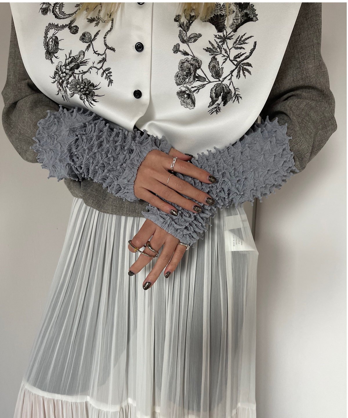 MIKAGE SHIN / Versatile Spiky Shibori Globes | MIKAGE SHIN / Versatile Spiky Shibori Globes |