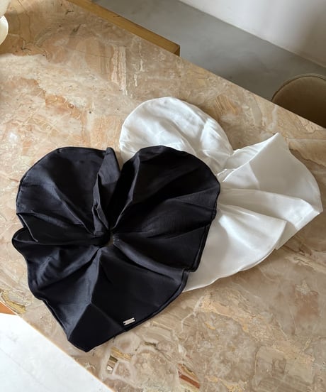 heyep Large Velour Ribbon Scrunchie heyep_kr small velour