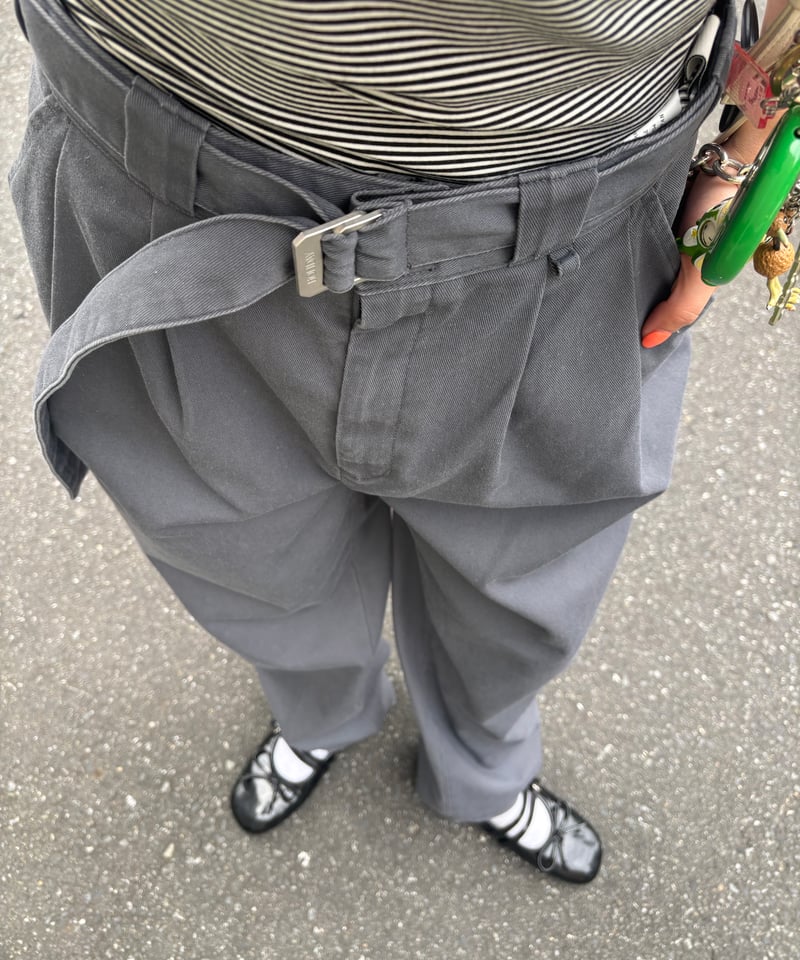 ★HOLIDAY DICKIES BELTED 2TUCK PANTS GRAY HOLIDAY/DICKIES BELTED 2TUCK PANTS｜Daytona Park(FREAK'S