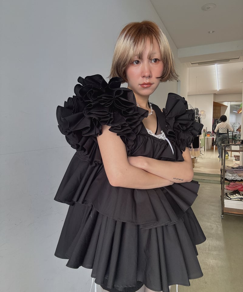 naokitomizuka / Ruffle camisole blouse | JURK s
