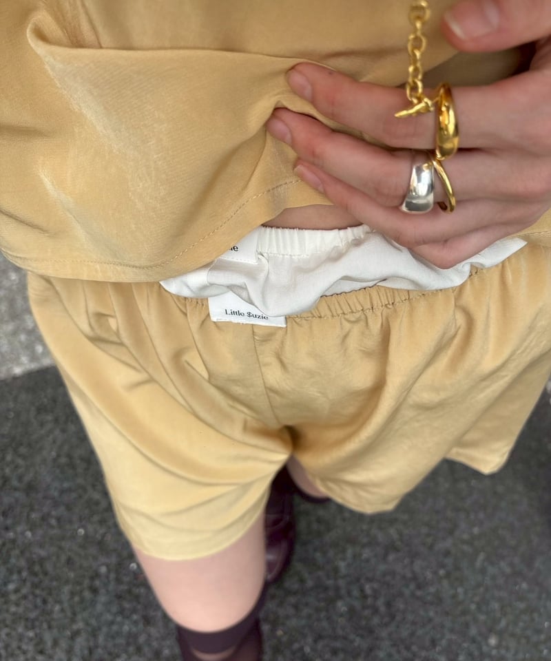 Little $uzie / silk touch TA shorts | JURK shop