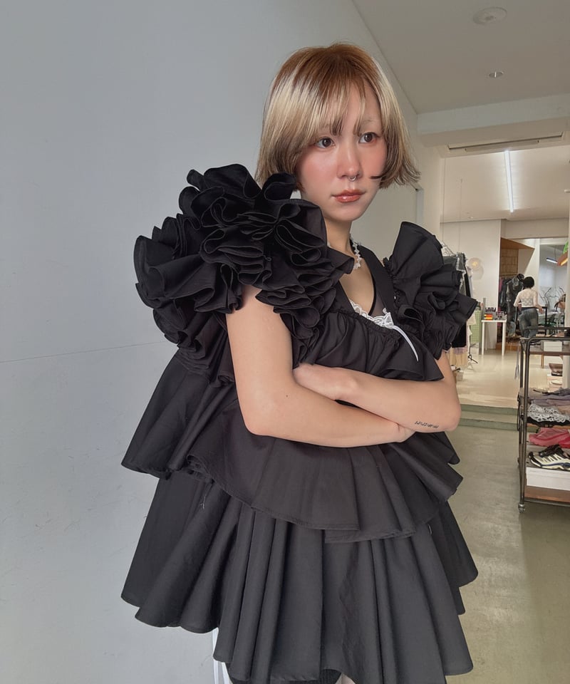 naokitomizuka / Ruffle camisole blouse | JURK s