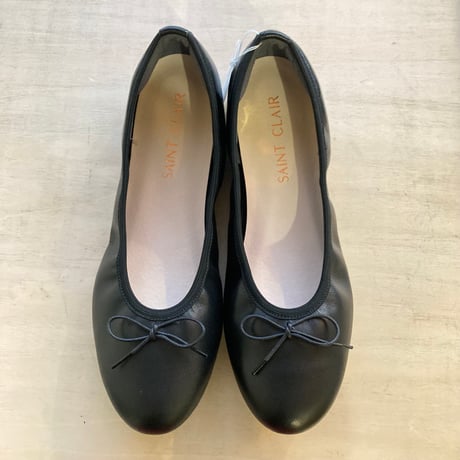バレエシューズ　ブラックレザー