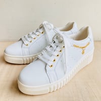 厚底スニーカー