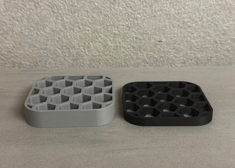 HONEYCOMB GRATING（ハニカムグレーチング）| 整理トレー用水切りグレーチング