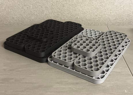 HONEYCOMB GRATING（ハニカムグレーチング）| 整理トレー用水切りグレーチング