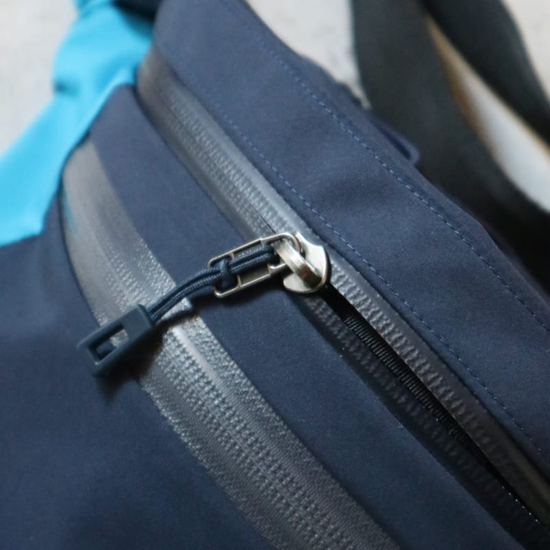 UPCYCLE ITEM】 BODY BAG / アップサイクルボディバッグ | Drift