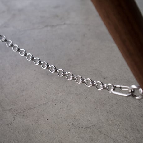 CROSS BENCH／クロスベンチ