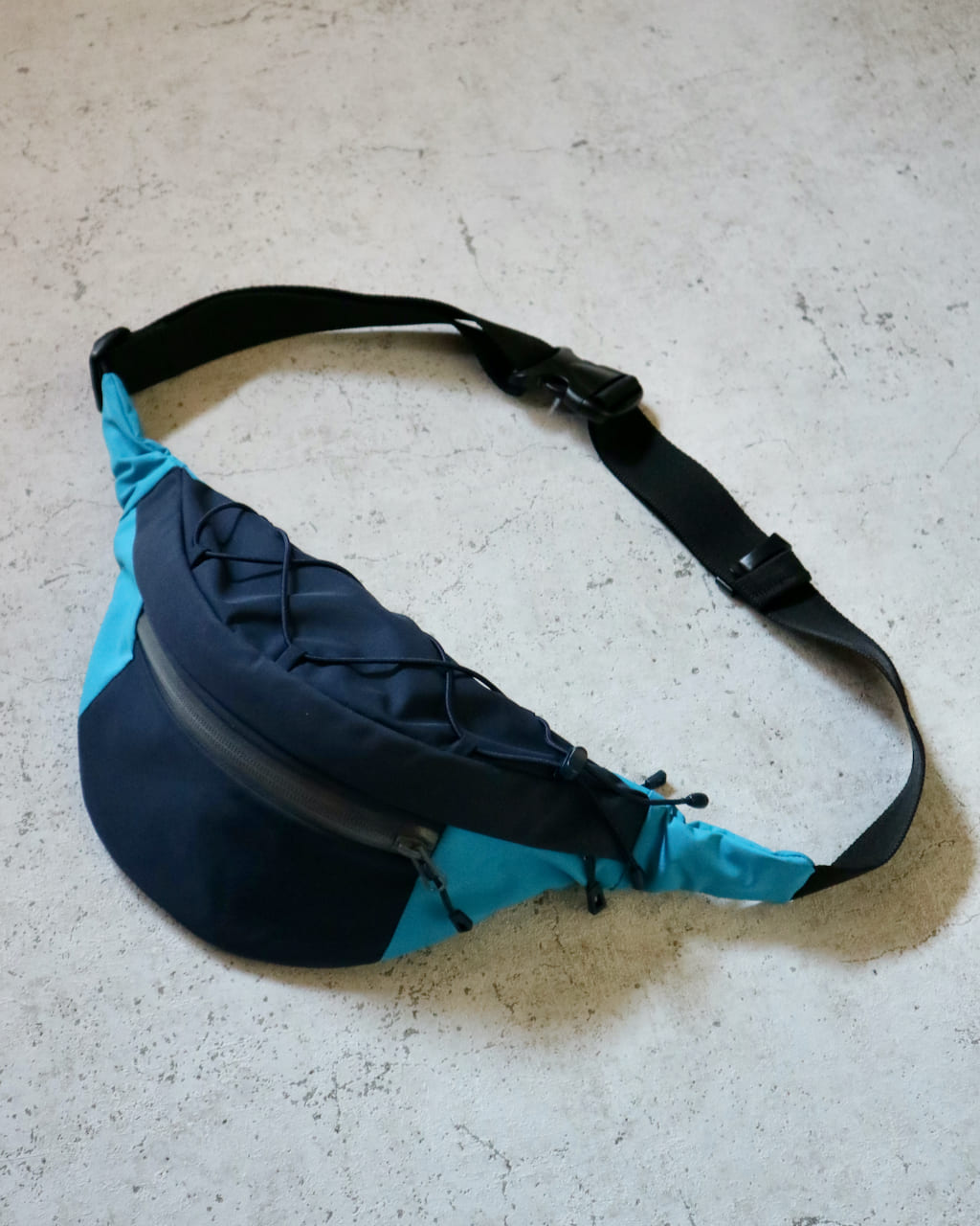 UPCYCLE ITEM】 BODY BAG / アップサイクルボディバッグ | Drift