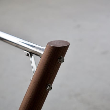 CROSS BENCH／クロスベンチ