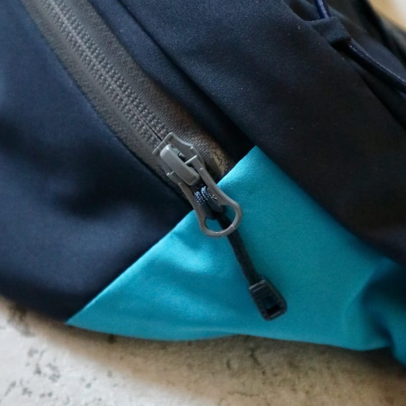 UPCYCLE ITEM】 BODY BAG / アップサイクルボディバッグ | Drift