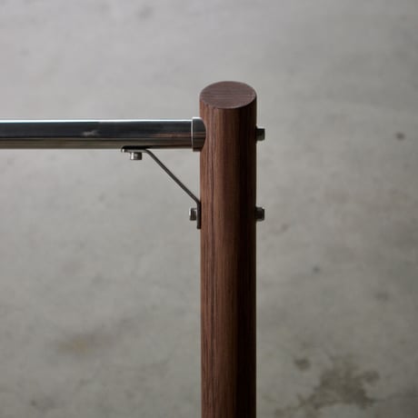 CROSS BENCH／クロスベンチ