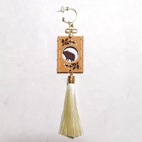 和綴イヤリング/ピアス〔猪〕　　　　　　　　　片耳用・１個