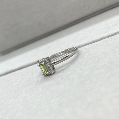 ペリドット　アメリカ産　天然物　極上宝石質　シルバーリング　大特価70%OFF