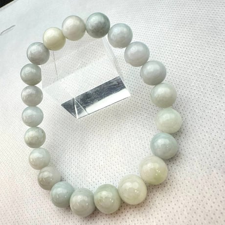 本翡翠　ミャンマー産　ジェダイド　天然物　高品質美品　お買い得　大特価　№2