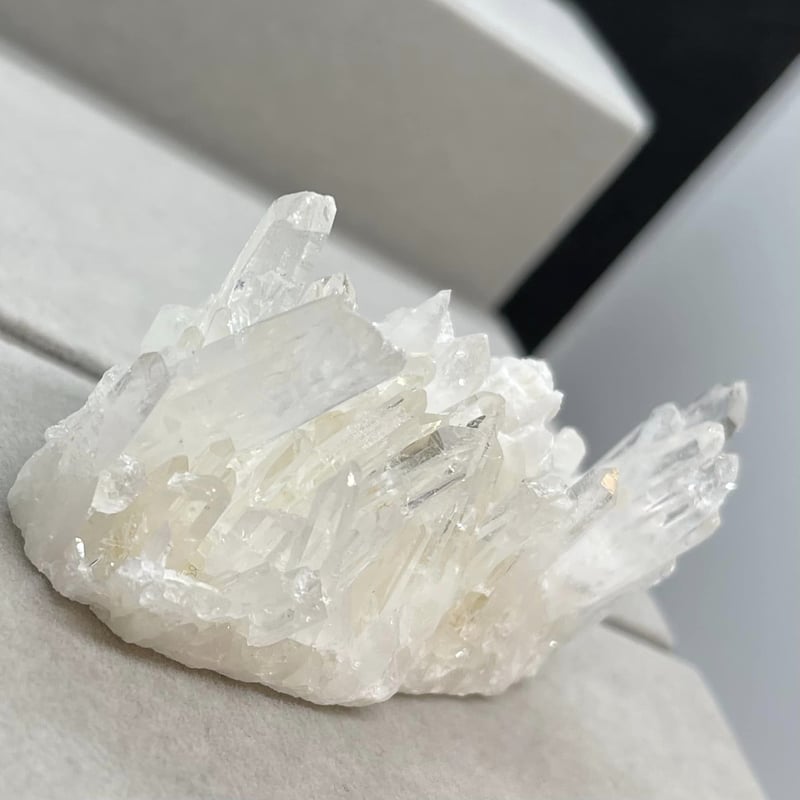 水晶 クラスター 中国四川省産 高品質 天然物 SALE 半額 №3 | lucysweb