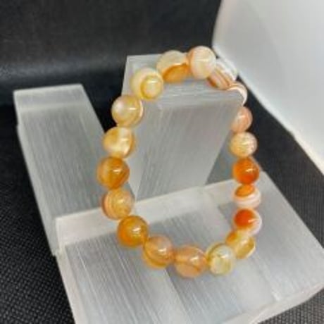 サードオニキス　チベット産　天然物　10.0mm玉　周囲16.0ｃｍ　№2