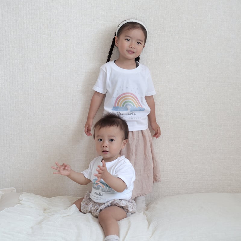 お名前入りTシャツ】レインボー 名入れ 撮影アイテム 80〜150サイズ