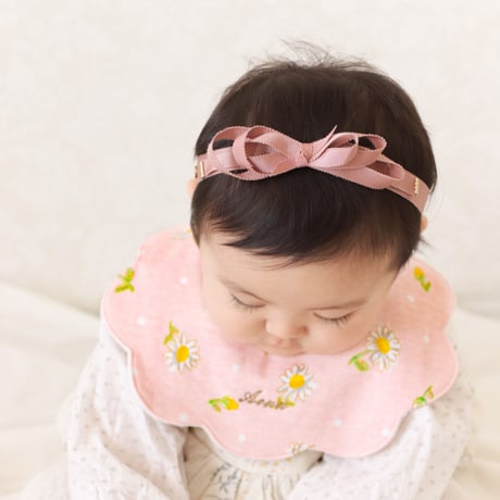 生まれたてのか弱い肌を守る オーガニックコットン スタイ 名入れ刺繍可能 マーガレット