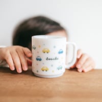 【名入れプラスチック製マグカップ】くるま　日本製　made in Japan