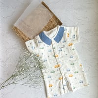 生まれたてのか弱い肌を守る オーガニックコットン スリーパー 名入れ刺繍可能 くるま柄 プレミアム おめかしスリーパー