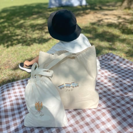 【名入れ刺繍入り】トートバッグL  マザーズバッグ　ママバッグ　ペアレンツバッグ