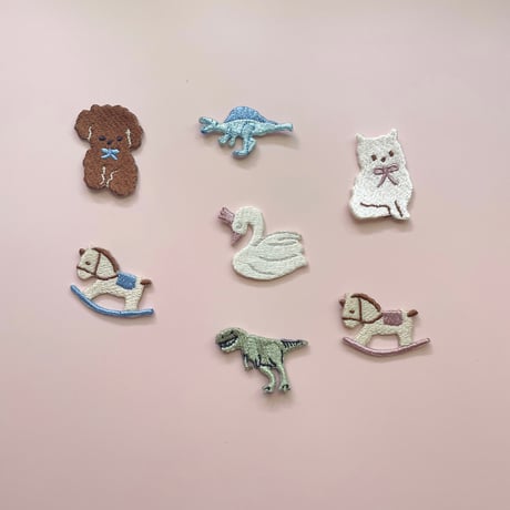 【オリジナルワッペン】スワン　トイプードル　木馬　ねこ　恐竜　ティラノサウルス　スピノサウルス