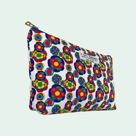 COLOUR MANNERS pouch