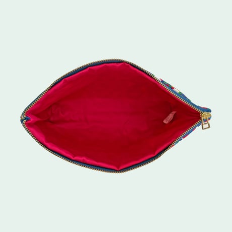 COLOUR MANNERS pouch