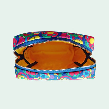 COLOUR MANNERS box pouch