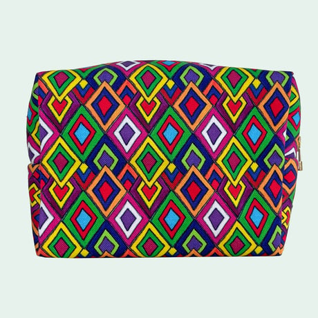 COLOUR MANNERS box pouch