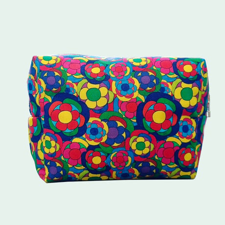 COLOUR MANNERS box pouch