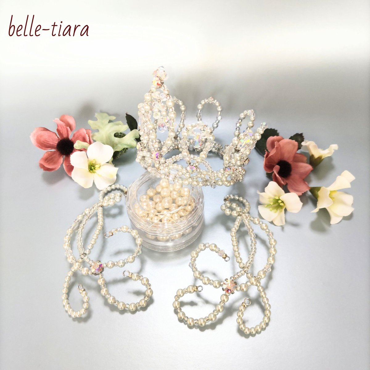 Ivory&Co. BELLEティアラ　Belle レンタル☆ Ivory & Co. Queen Mary ティアラ 3泊4日 | SNOW