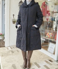 ジェニー・ギャルソン　ドット柄フード付きダウンコート　フード脱着式　　58378