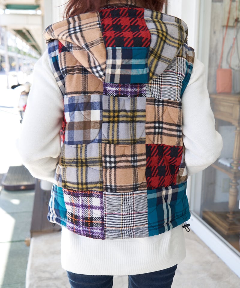 Desigual デシグアル パッチワーク パデッドジレ ベスト 22WWEW22-2000-