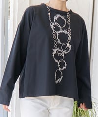 クレッシェント　刺繍プルオーバー  22255034
