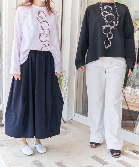 クレッシェント　刺繍プルオーバー  22255034