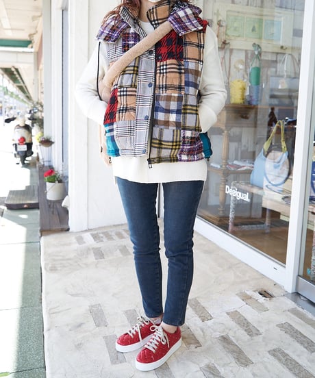 Desigual デシグアル パッチワーク パデッドジレ ベスト　22WWEW22-2000-M