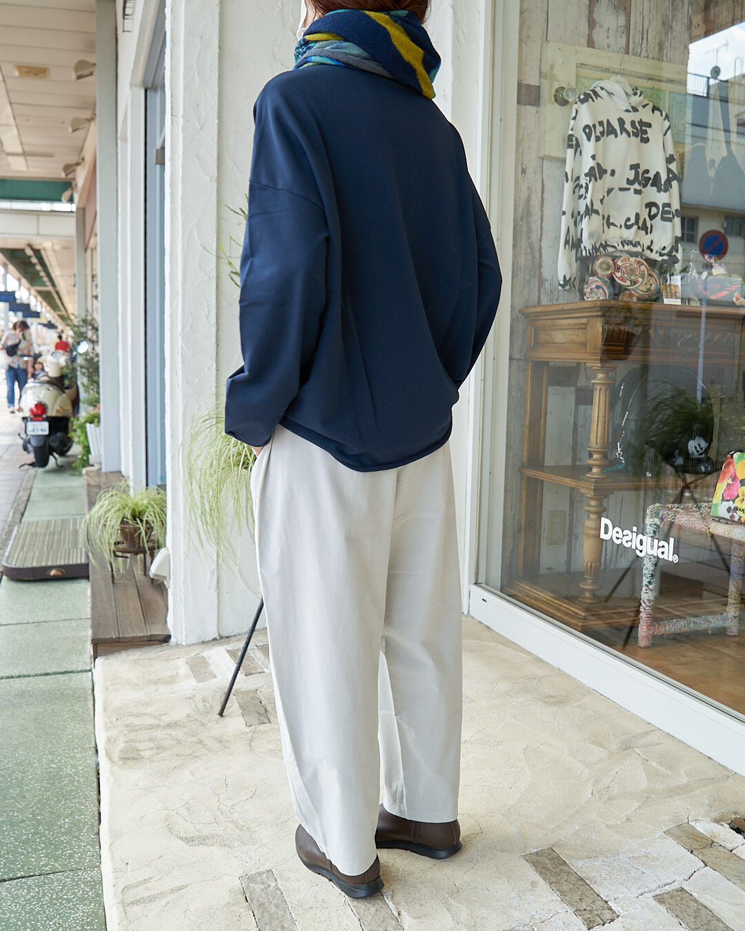 アプレッセ 黒 コーデュロイ ワイドパンツ プリーツ入り サイズ希少4